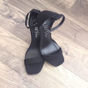 Wild Pair Sandals  Black Open Toe Heeled  w/Silver Hardware